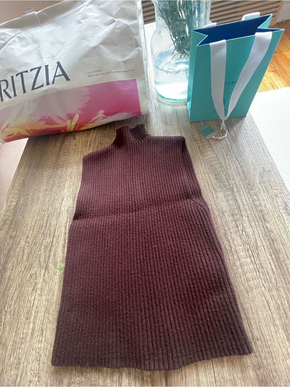 Zara Ribbed Mock Neck Crop Top in Deep Burgundy
